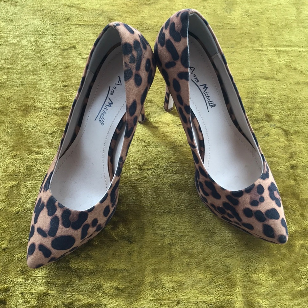 Anne Michelle Leopard Heels